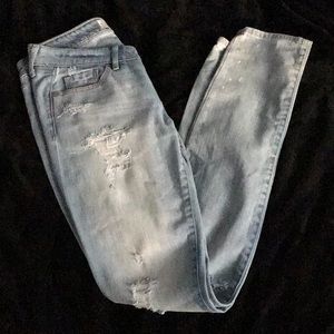 Abercrombie & Fitch Light Wash Skinny Jean Size 0